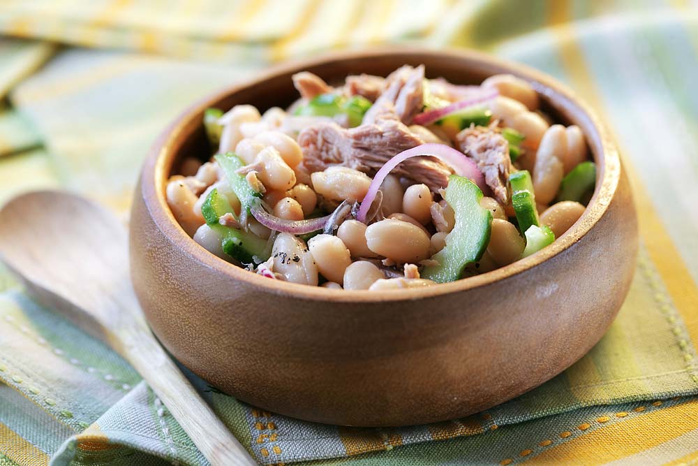 vegetarian nutrition : tuna salad